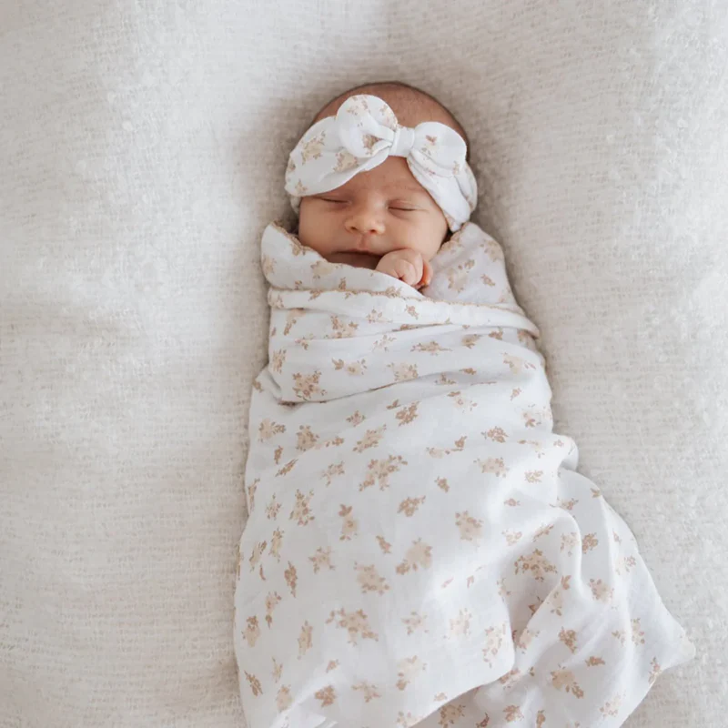 Aster & Oak Sable Muslin Headband - White - Image 5